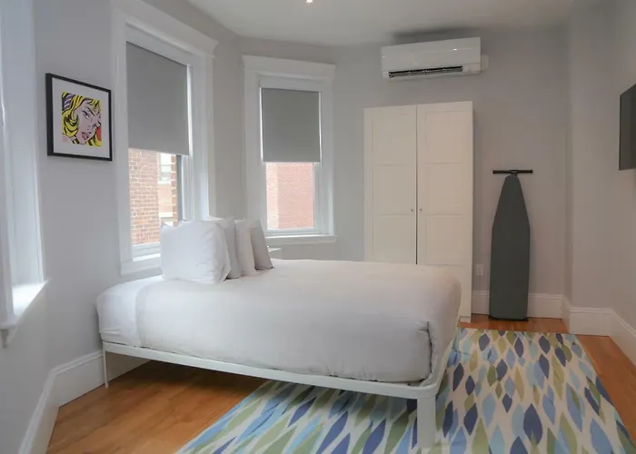 A Stylish Stay W/ A Queen Bed, Heated Floors.. #32