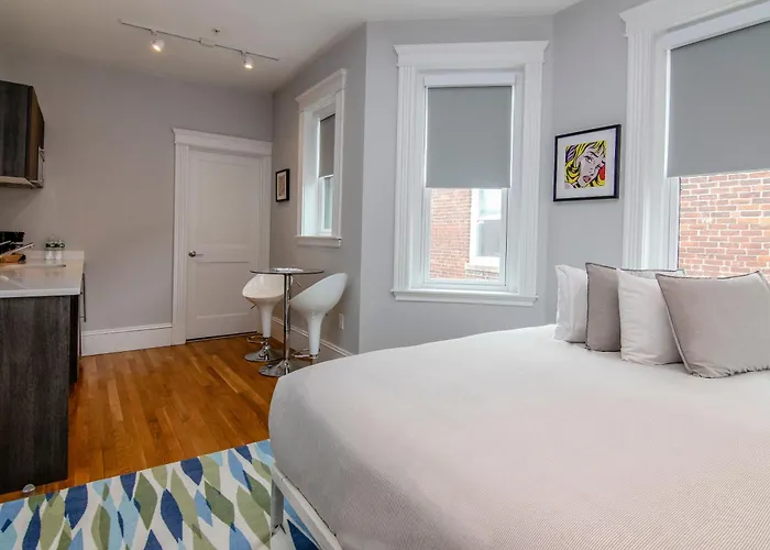 A Stylish Stay W/ A Queen Bed, Heated Floors.. #32